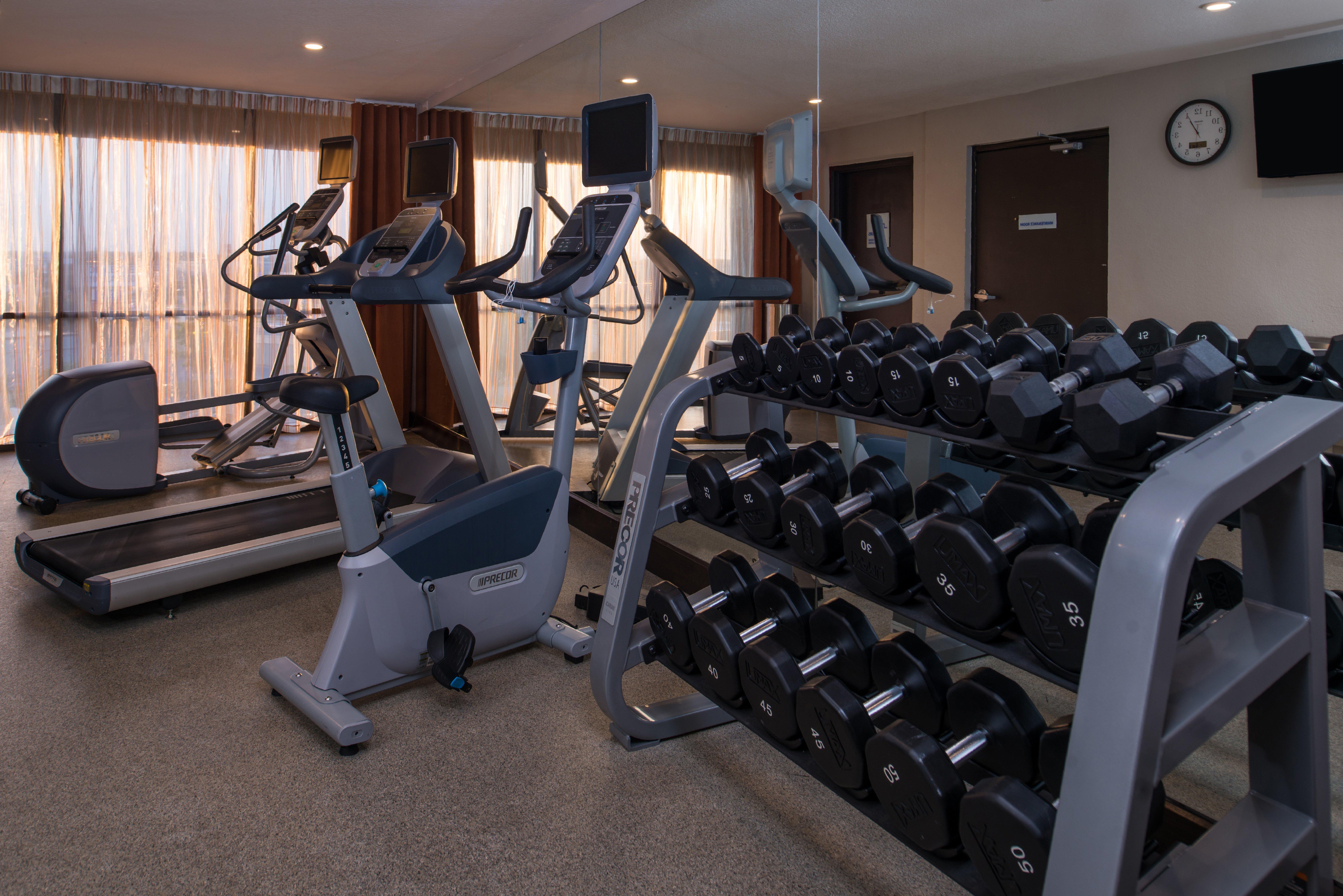 Holiday Inn Express & Suites San Antonio Medical - Six Flags By Ihg Экстерьер фото