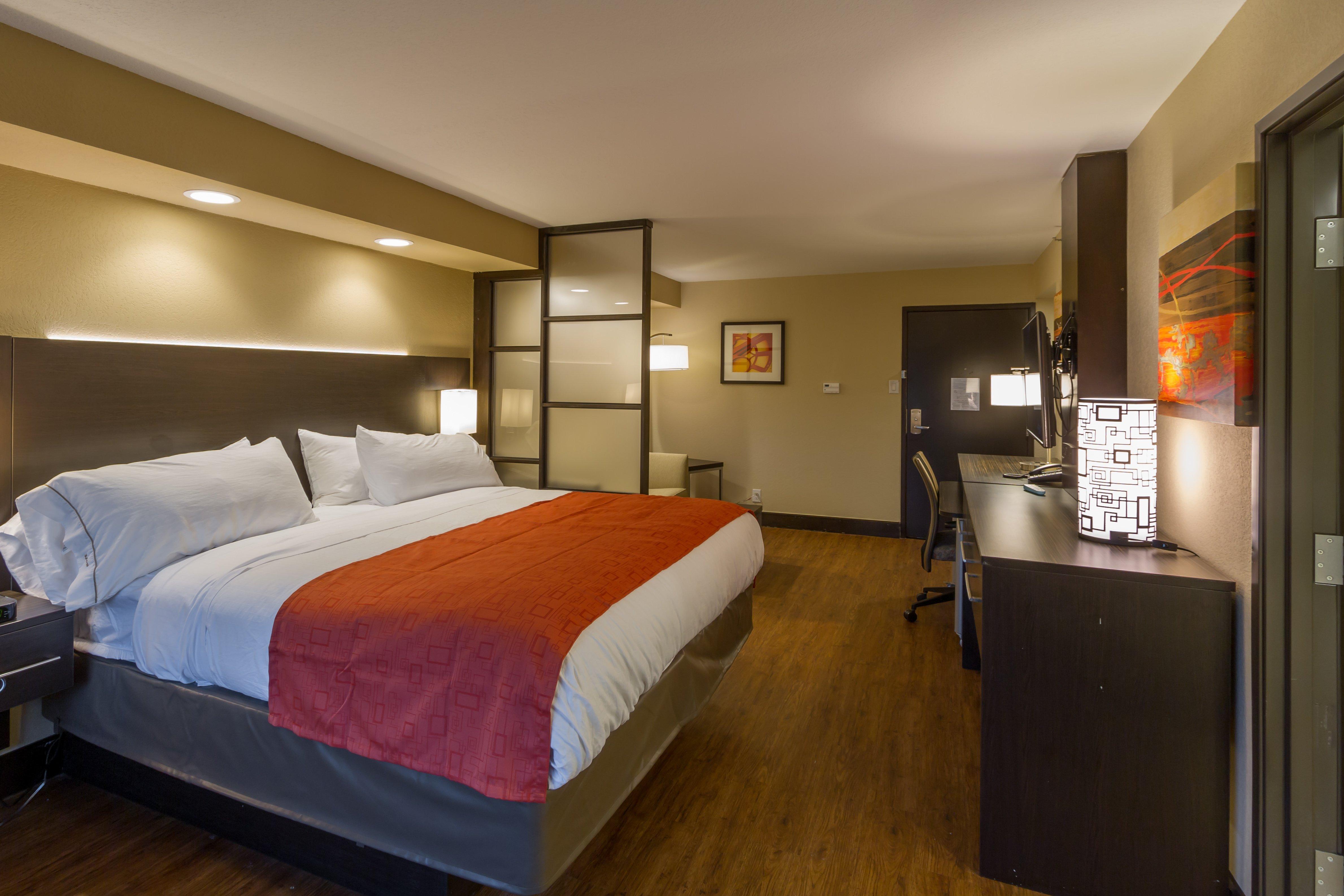 Holiday Inn Express & Suites San Antonio Medical - Six Flags By Ihg Экстерьер фото